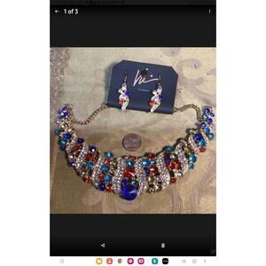 V Formed Crystals Neclace Set